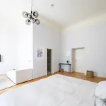 Zamek Otel *