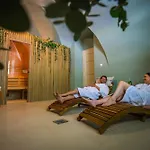 Otel Zamek *